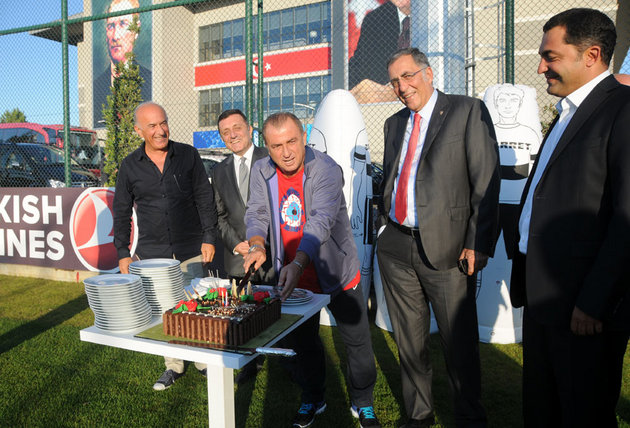 Fatih Terim’e sürpriz doğum günü