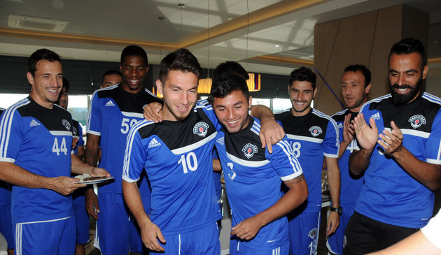 Adem ve Viudez’e sürpriz doğum günü