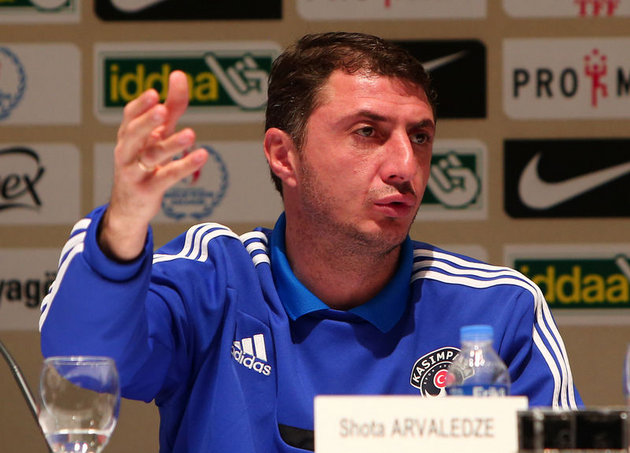 Arveladze: Türk futbolu gelişecek