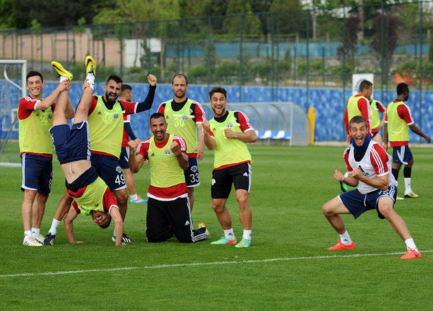 Takımımız kampa girdi