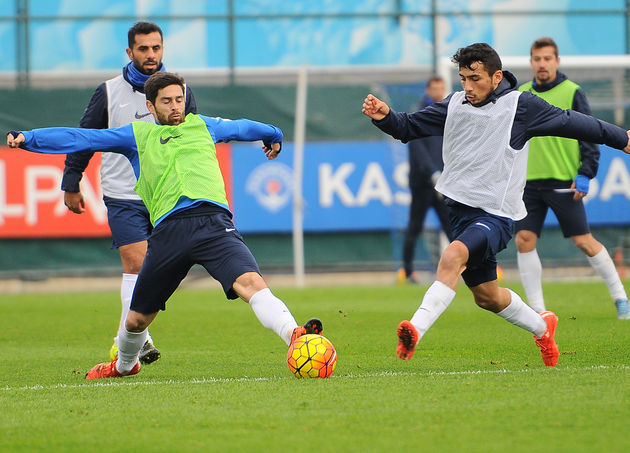 Hazırlıklar sürüyor