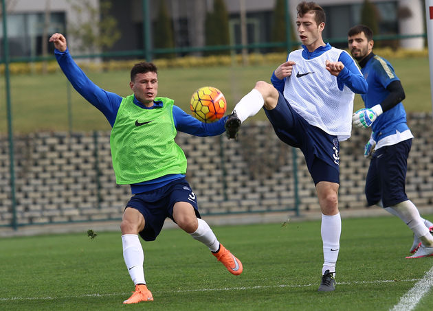 Hazırlıklar devam ediyor