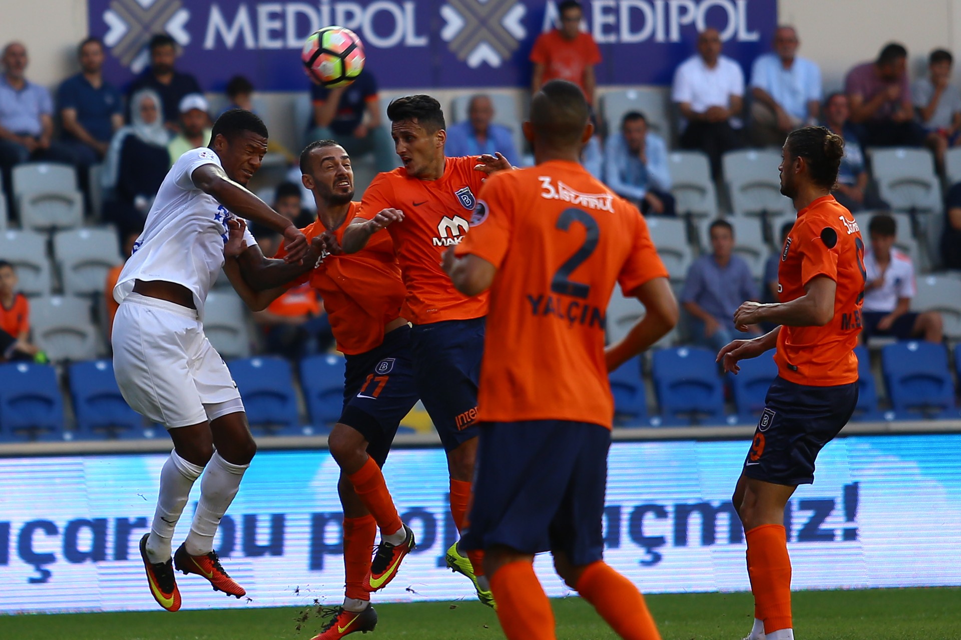 Başakşehir: 3 Kasımpaşa: 1