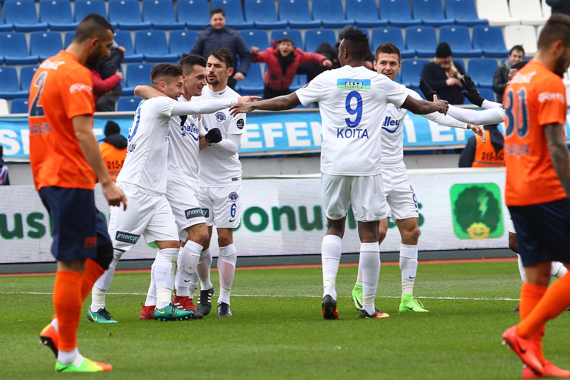 Kasımpaşa: 4 M. Başakşehir: 0