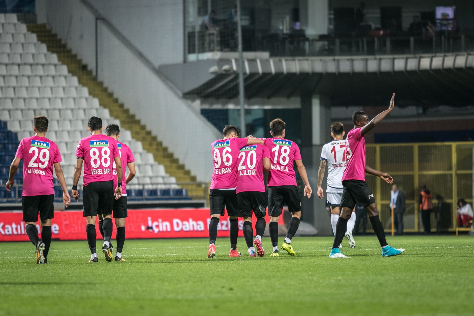 Kasımpaşa: 5 Niğde Bld: 1