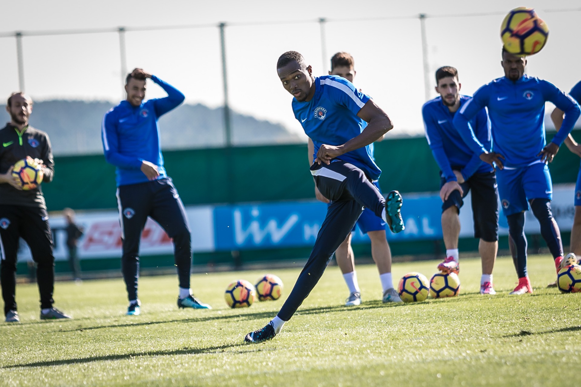 Hazırlıklar devam ediyor