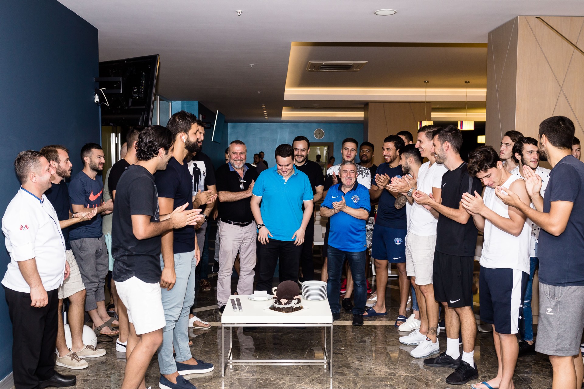 Emir Saraç’a doğum günü kutlaması