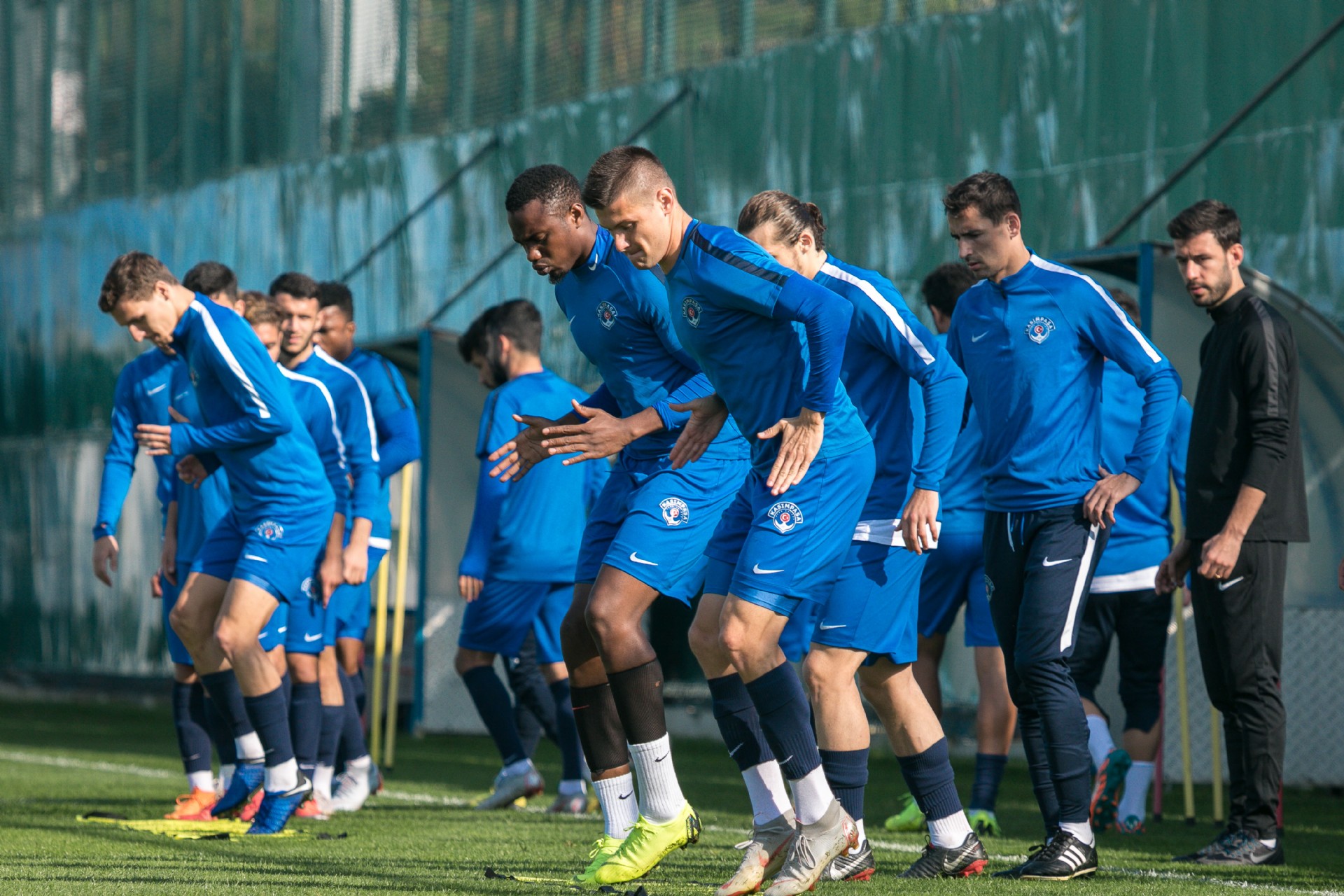 Hazırlıklar devam ediyor