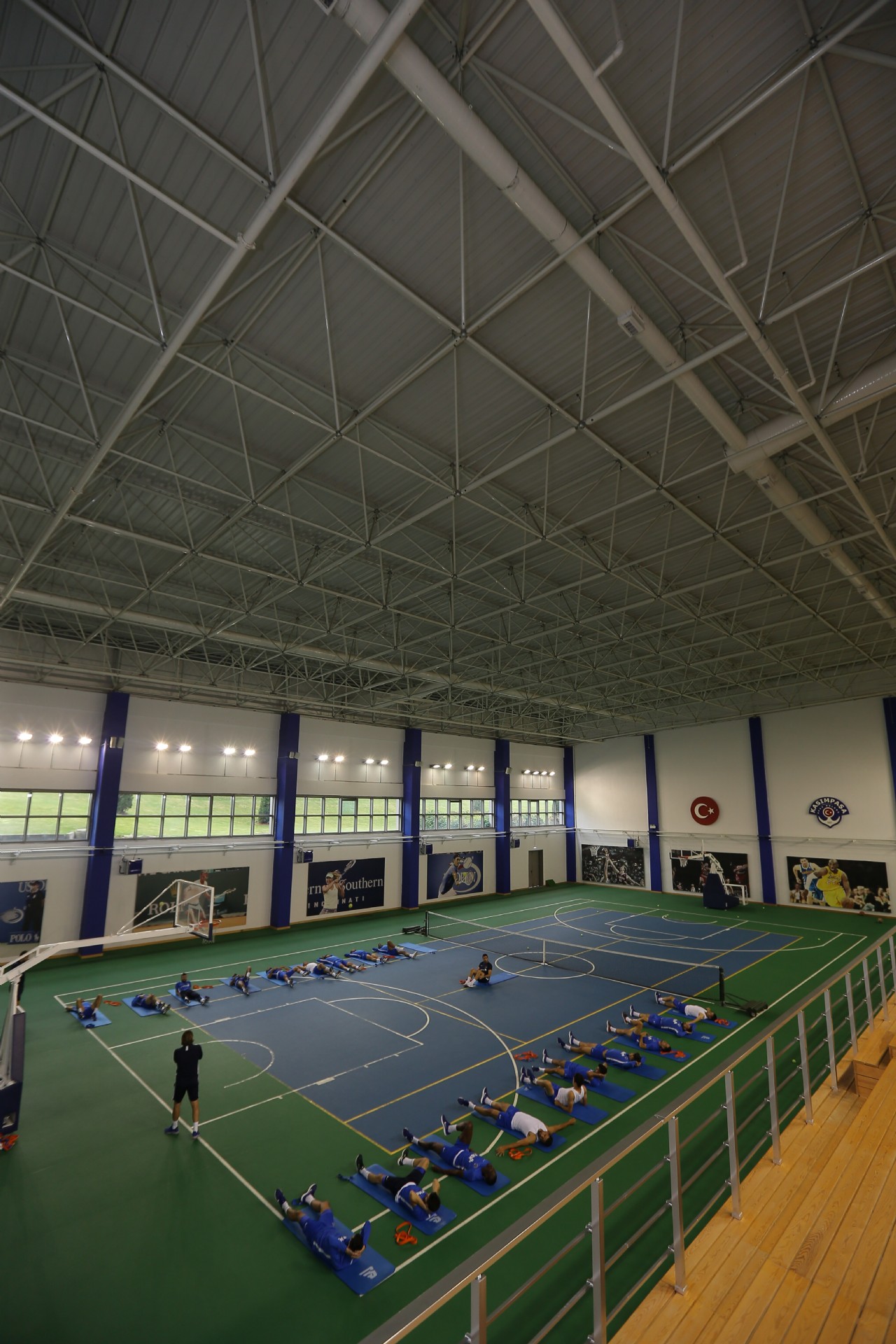 Takımımız salonda çalıştı