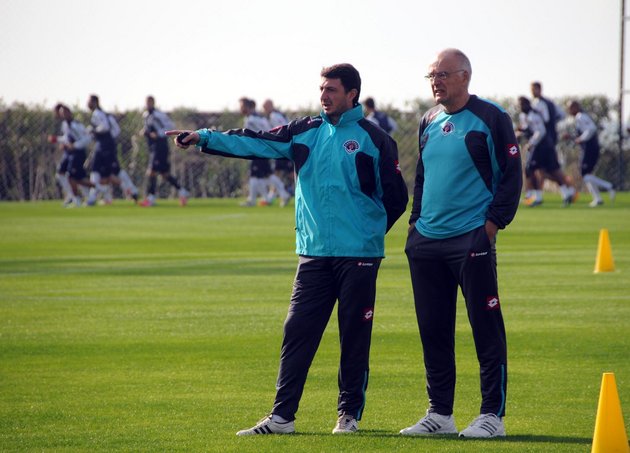 Arveladze: Hazırlık kampımız iyi başladı